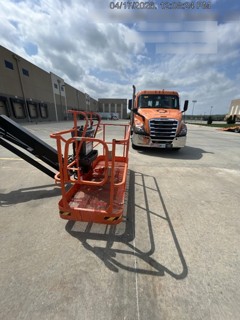 2025 JLG 660SJ