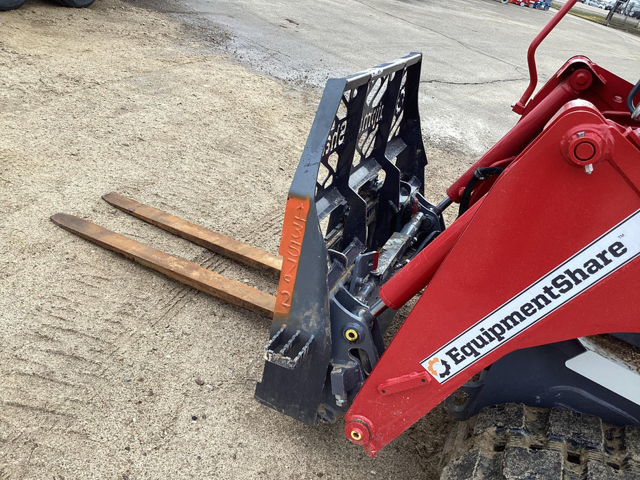 2021 PALADIN 48" Pallet Forks - Paladin