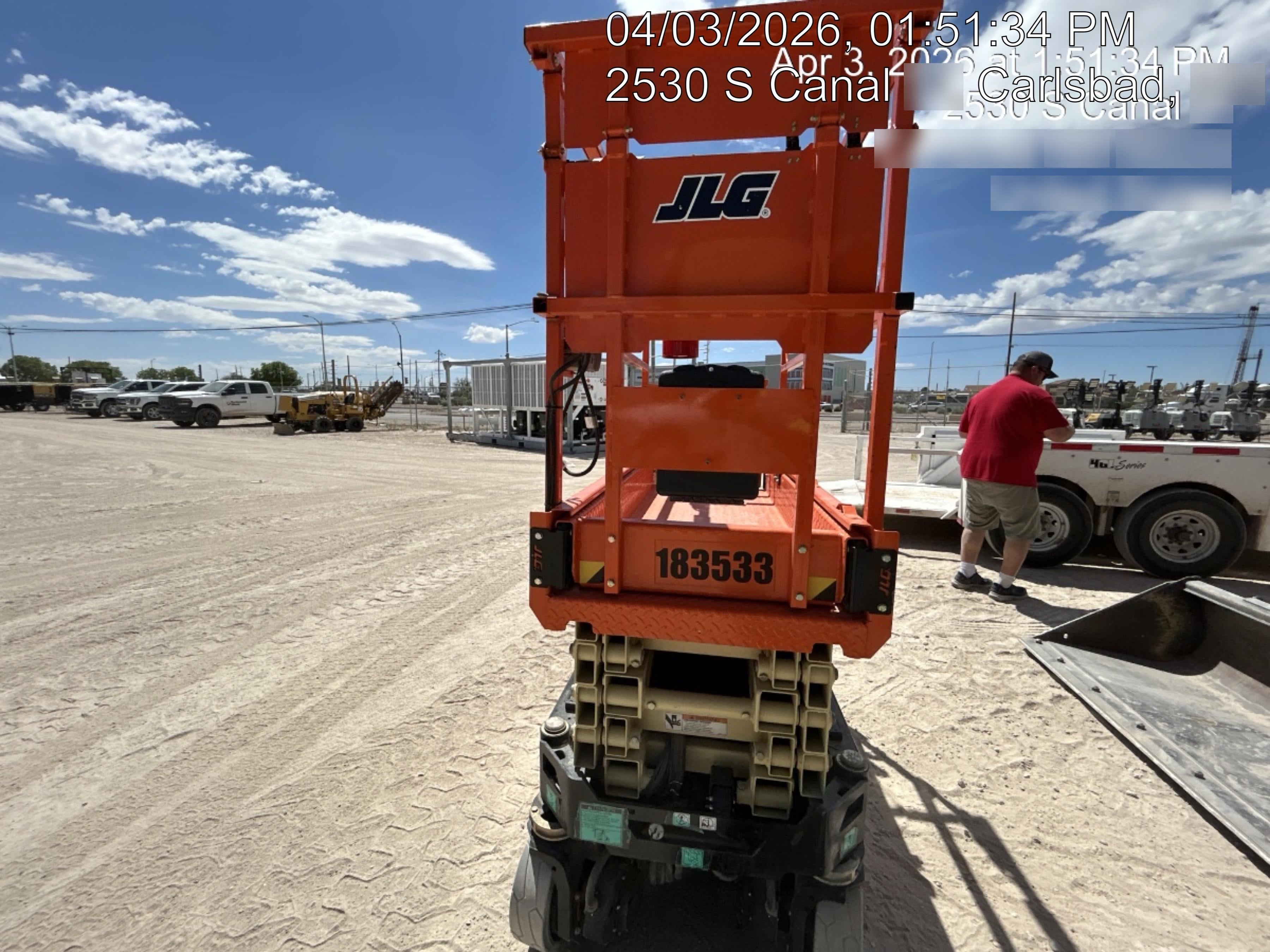 2021 JLG ES1932
