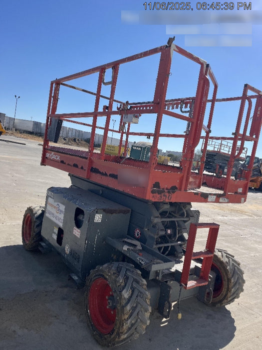 2017 SKYJACK SJ6832 RT