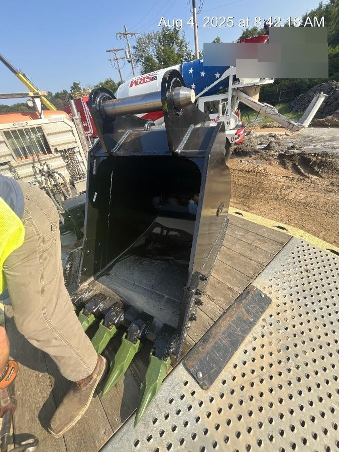 2025 FLECO 36" Bucket 56k-75k - Fleco