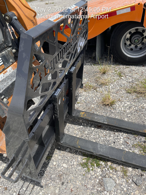 2022 PALADIN 48" Pallet Forks - Paladin