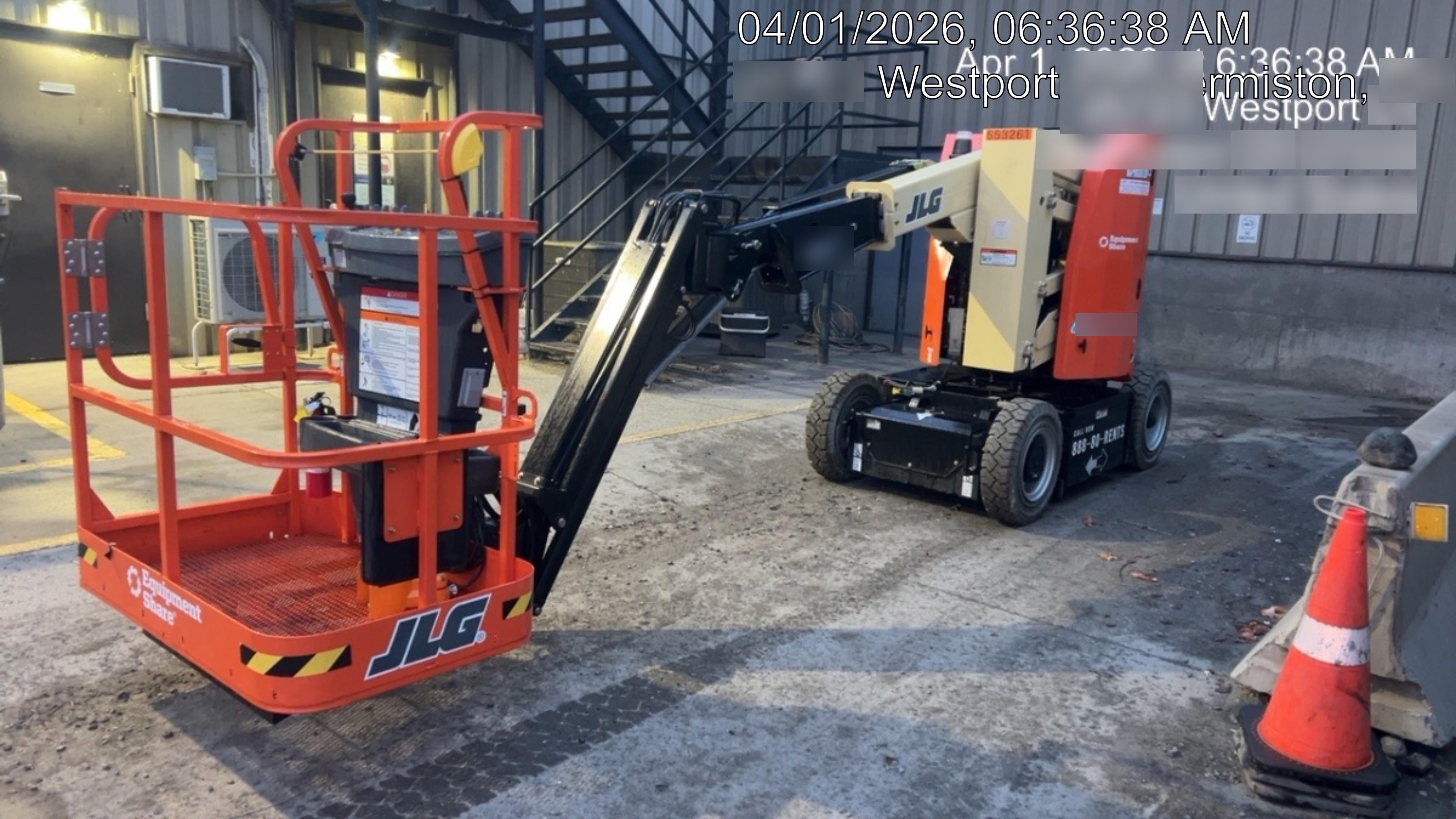 2025 JLG E300AJP