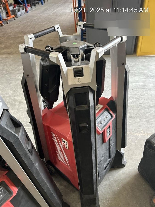 2021 MILWAUKEE MXF041-1XC