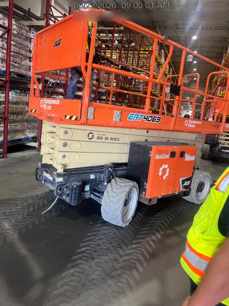 2022 JLG ERT4069
