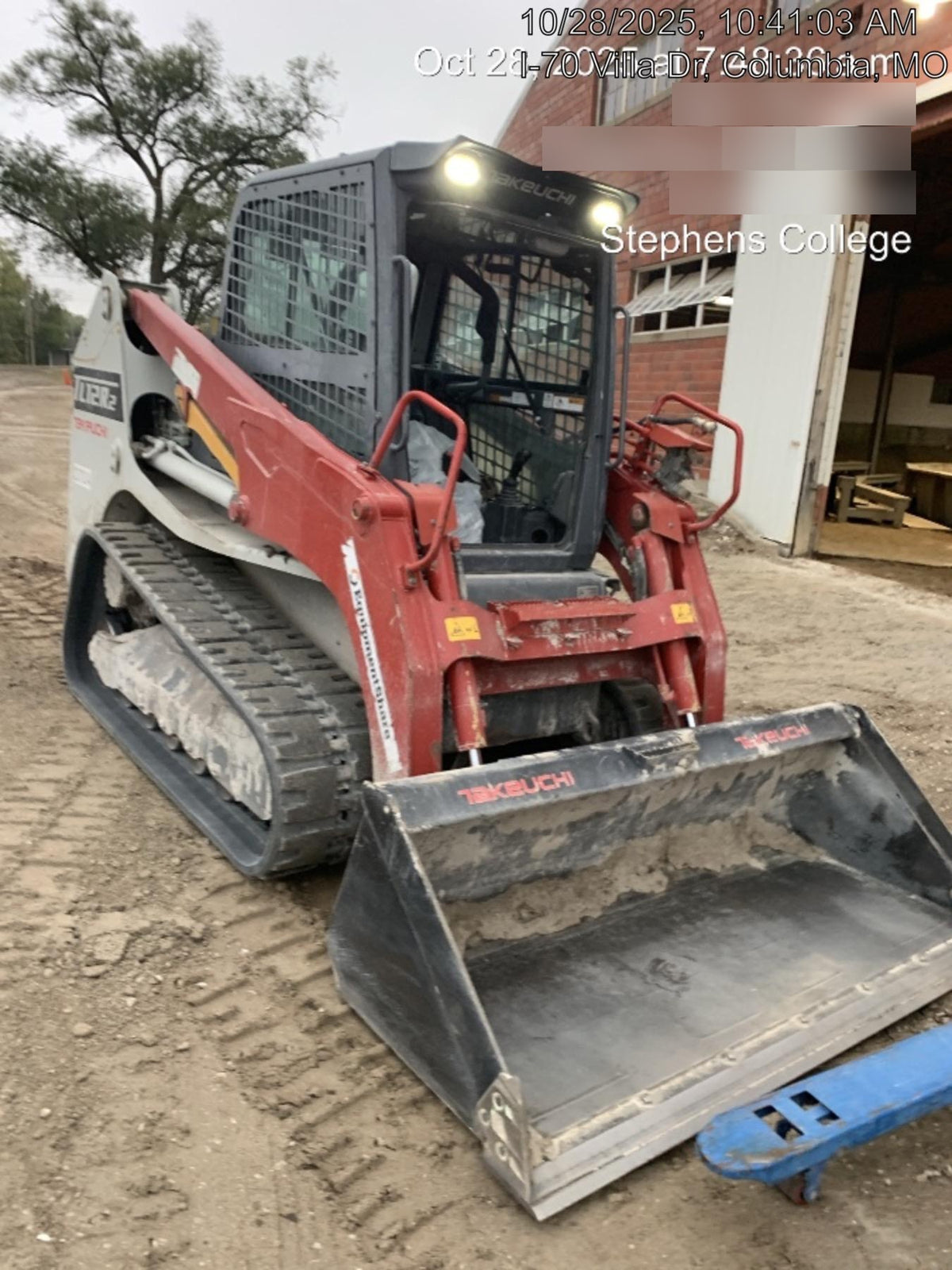 2022 TAKEUCHI TL12R2-CR