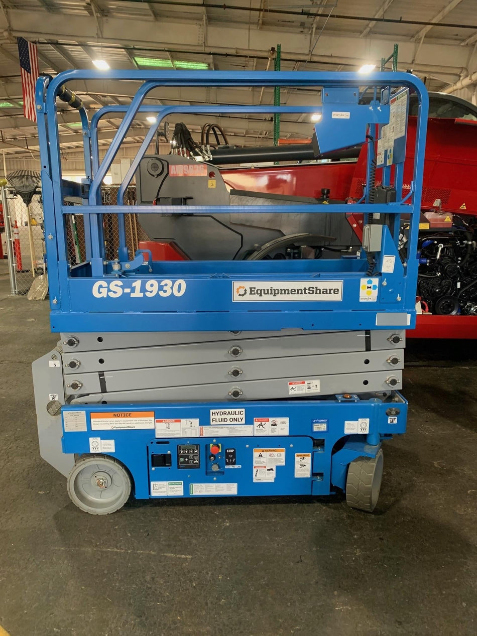 2019 Genie GS-1930 Half Height Swing Gate, 800W Inverter