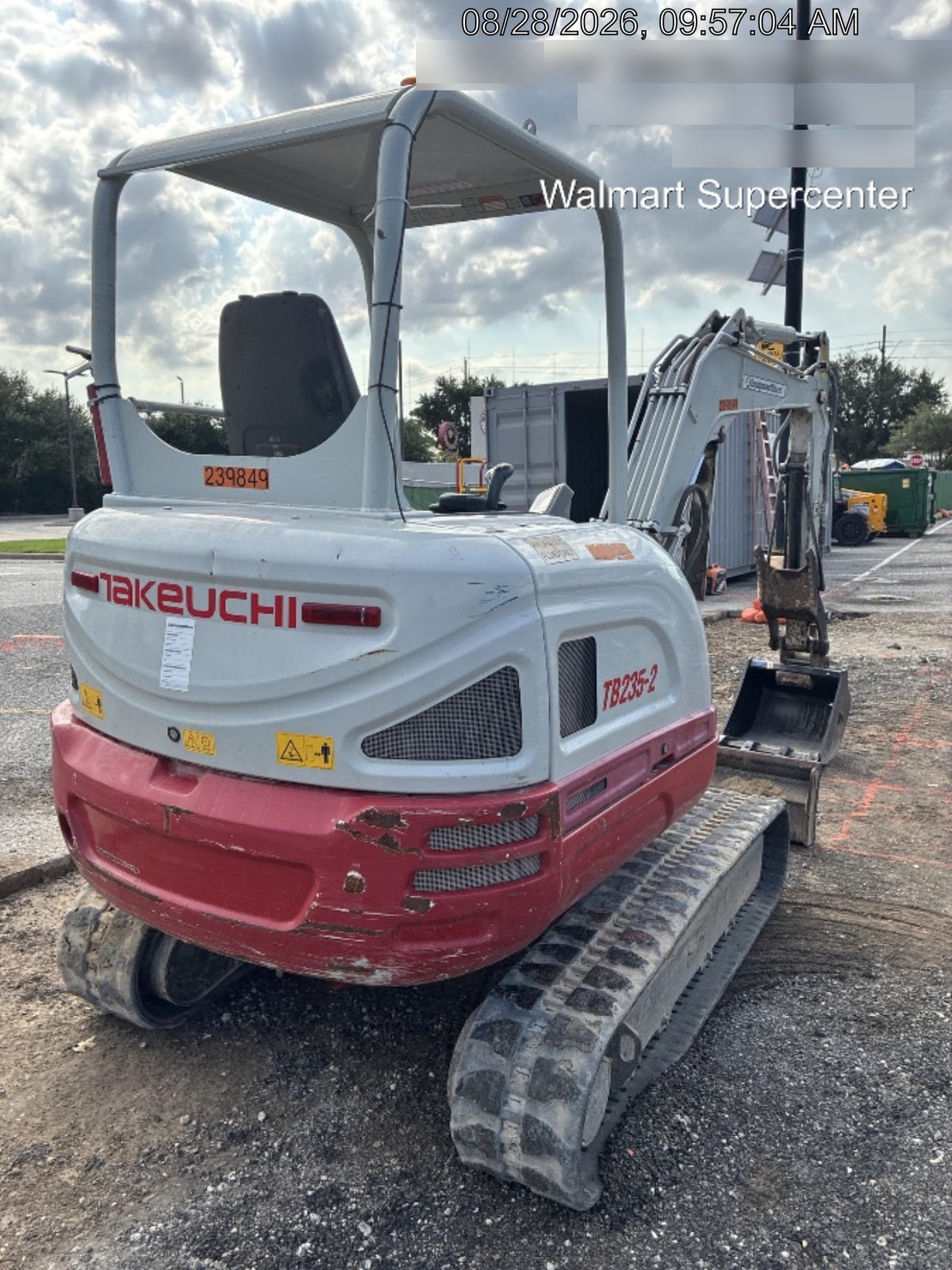 2022 TAKEUCHI TB235-2R