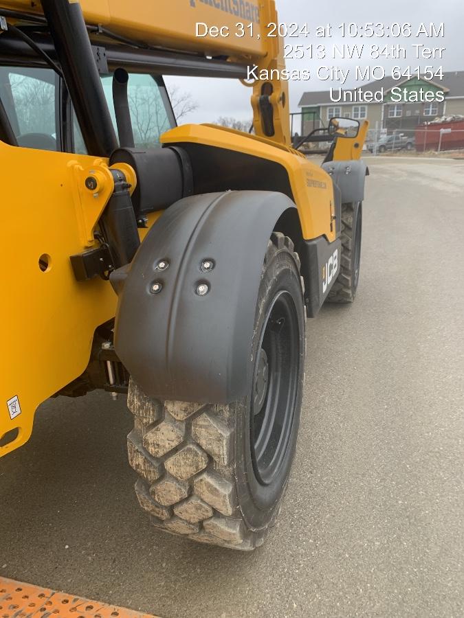 2025 JCB 510-56