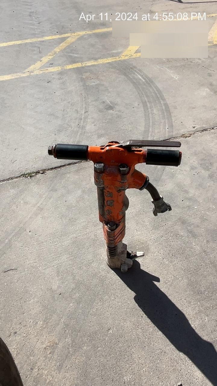 2023 MICHIGAN PNEUMATIC ES-TPB60-118-TRACKER