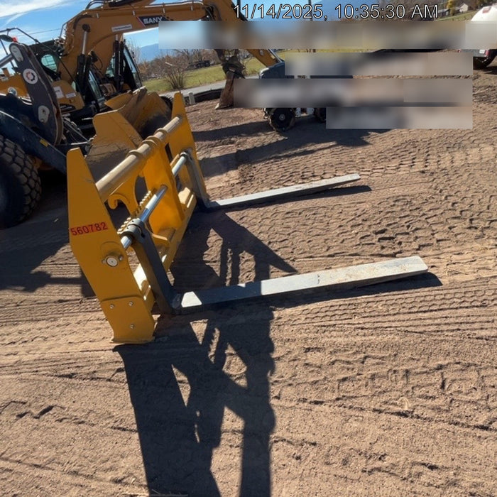 2025 JOHN DEERE 96" Loader Fork Carriage - John Deere