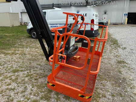 2025 JLG 800AJ