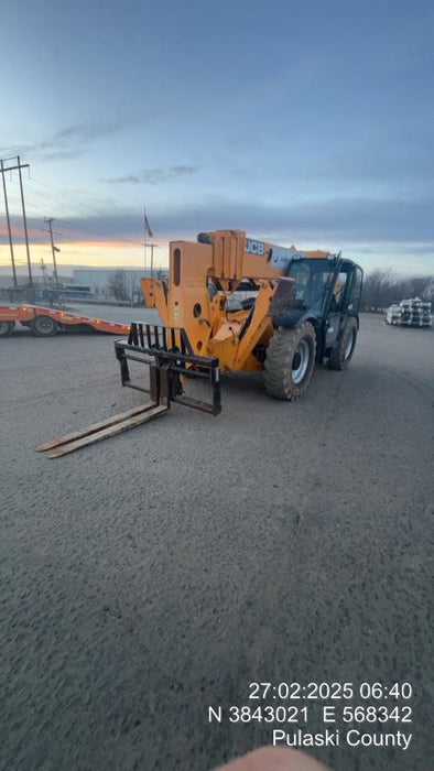 2019 JCB 510-56 Enclosed Cab, 74 HP, Solid Tires, Worklights, Beacon, Aux Hydraulics, Lifting Eye w/66" Carriage/60" Forks