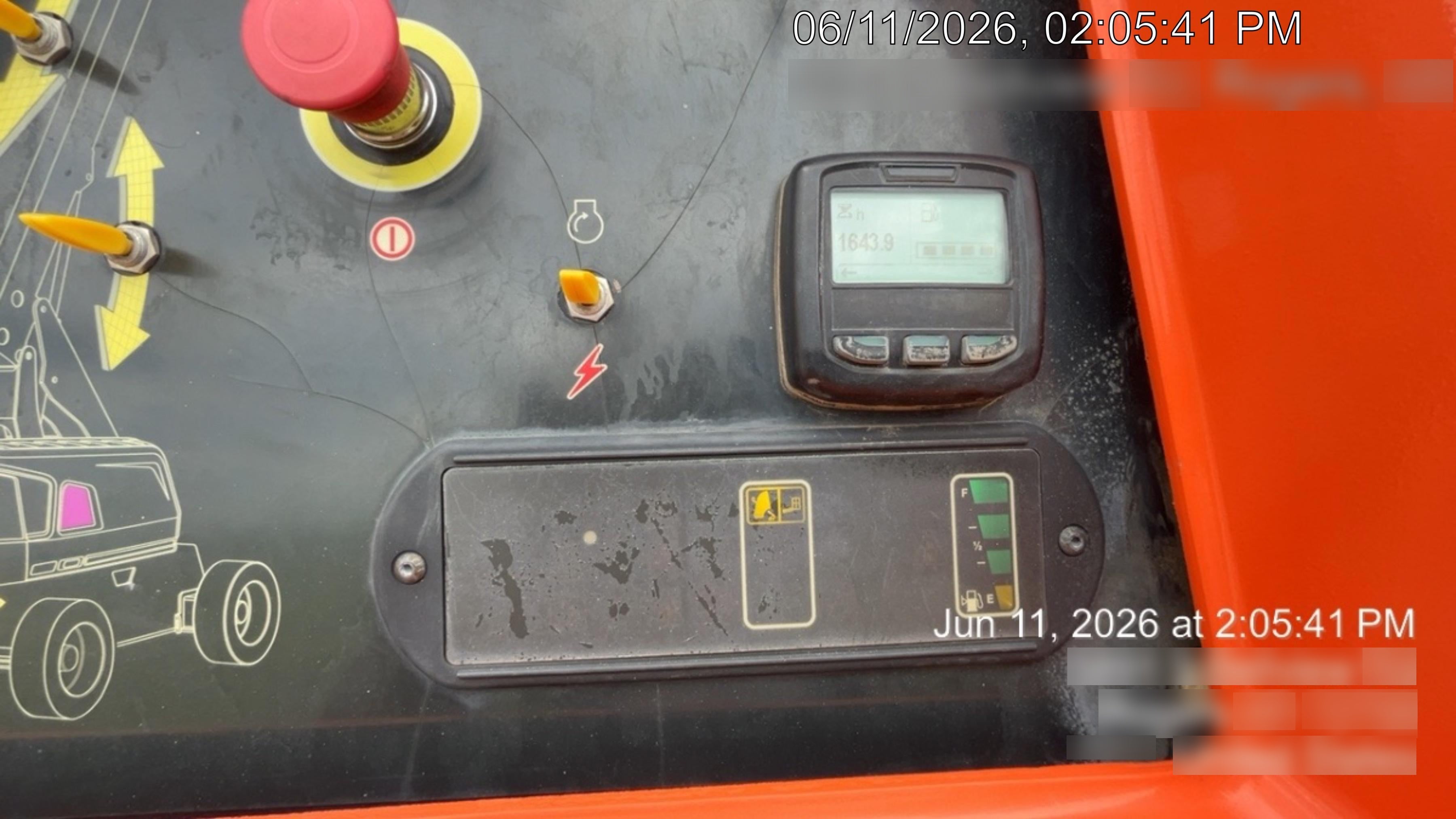 2022 JLG 660SJ