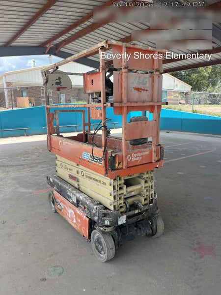 2022 JLG ES1932