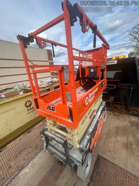 2025 JLG ES1932