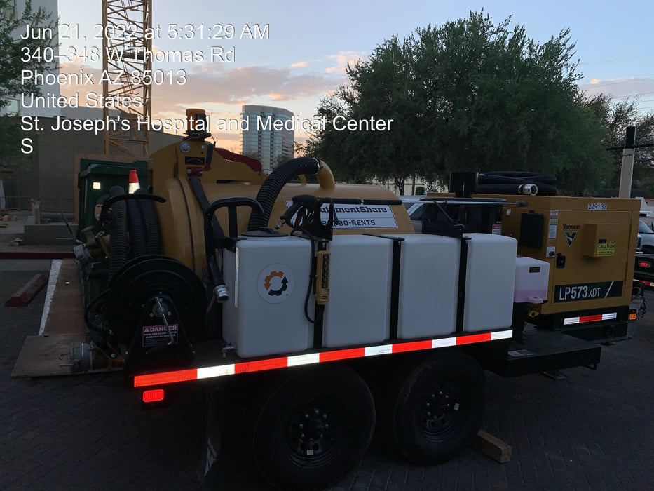 2022 VAC-TRON LP573XDT