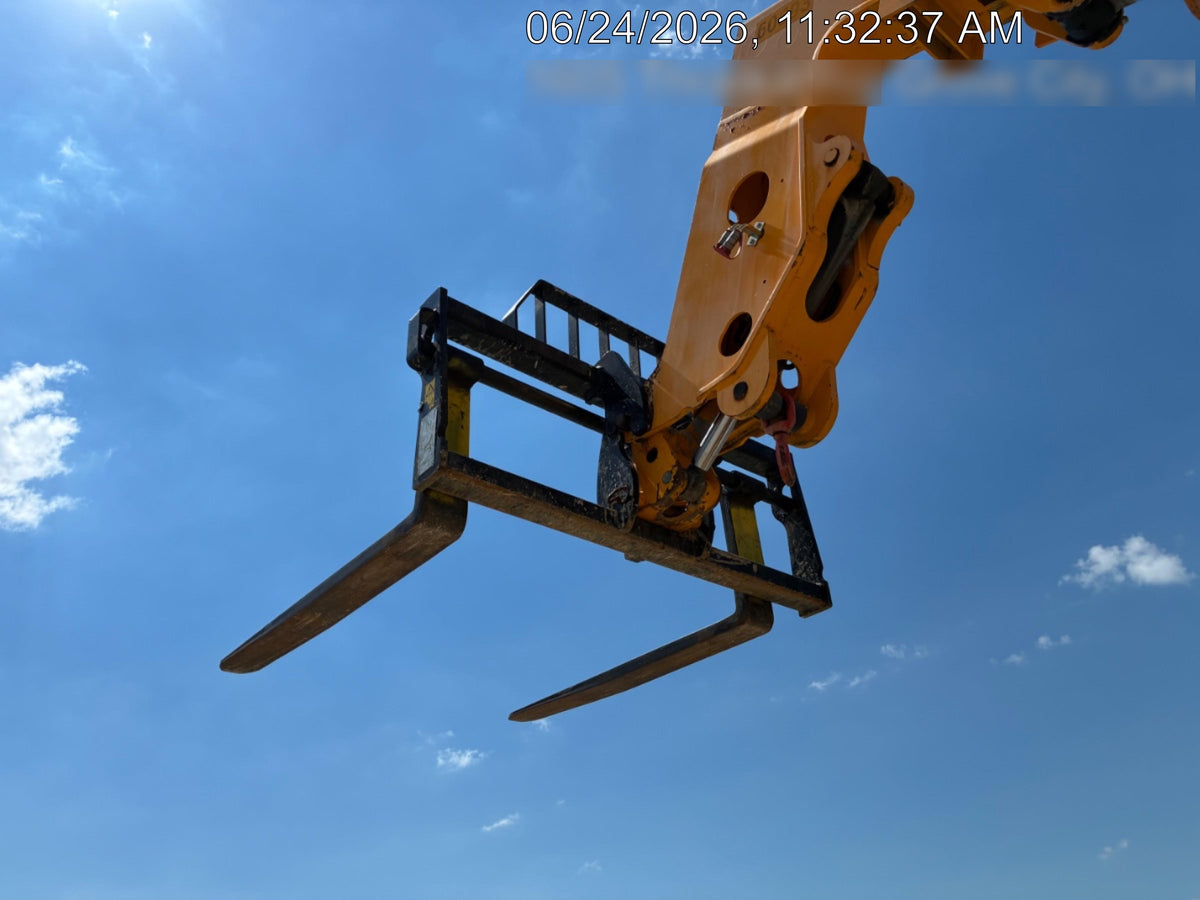 2020 JCB 510-56