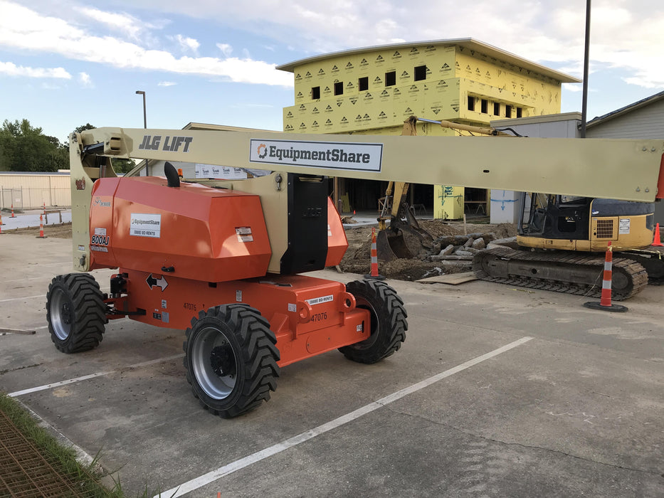 2019 JLG 800AJ