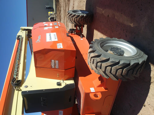2019 JLG 800AJ