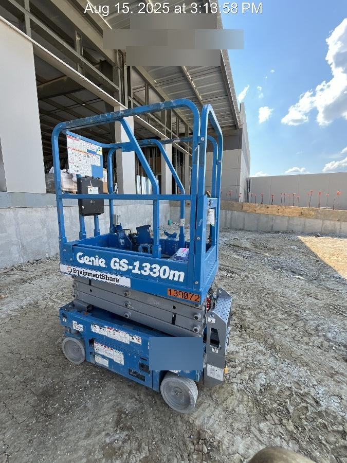 2021 GENIE GS-1330m