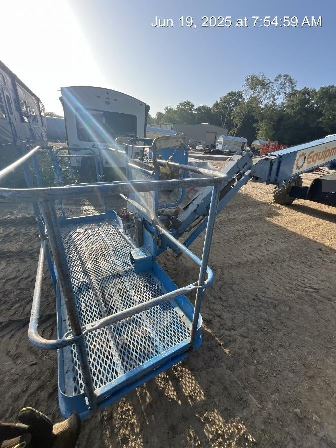 2017 GENIE S-65