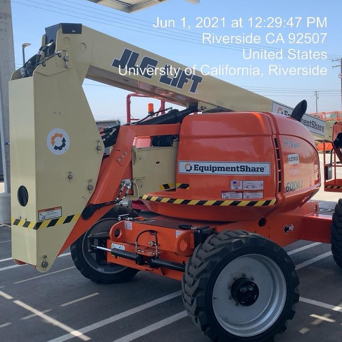 2021 JLG 600AJ