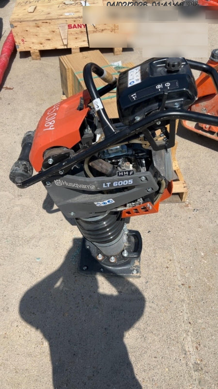 2024 HUSQVARNA LT6005