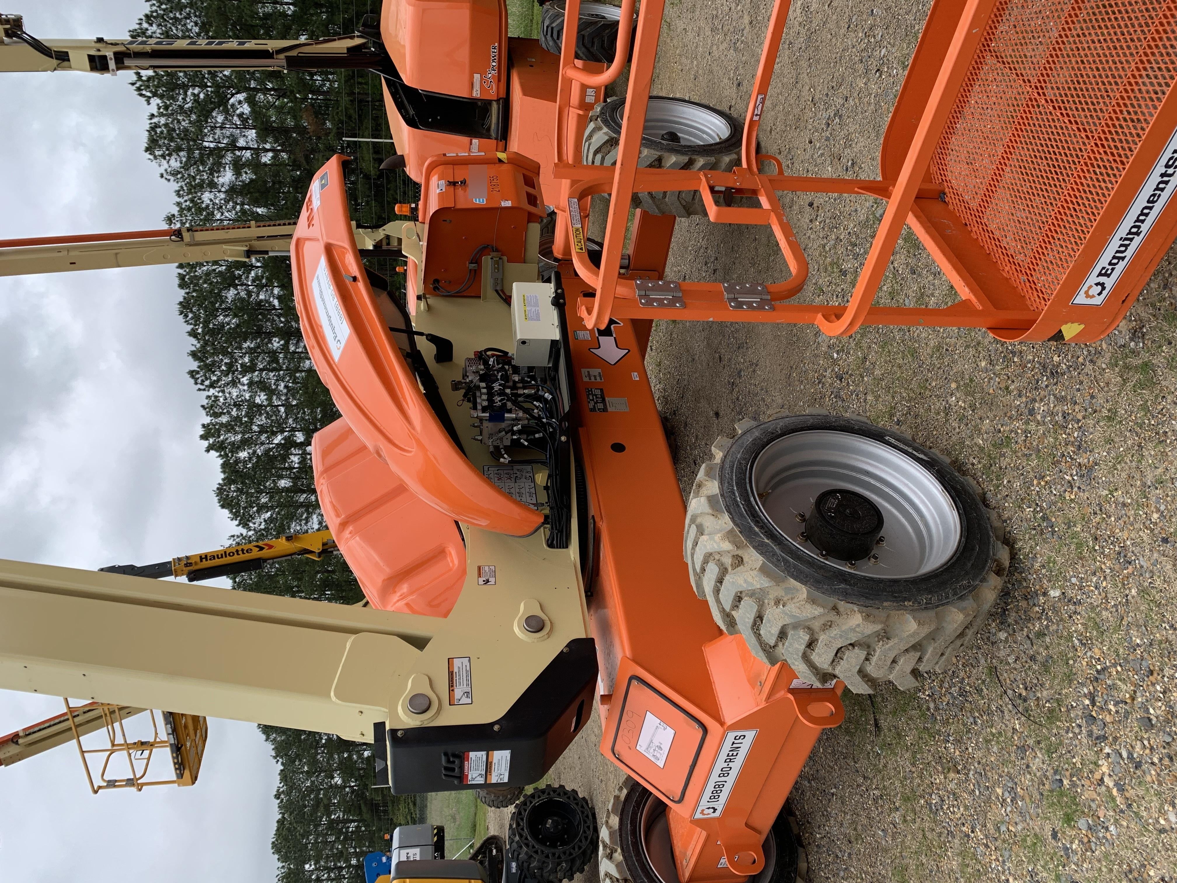 2022 JLG EC600SJ
