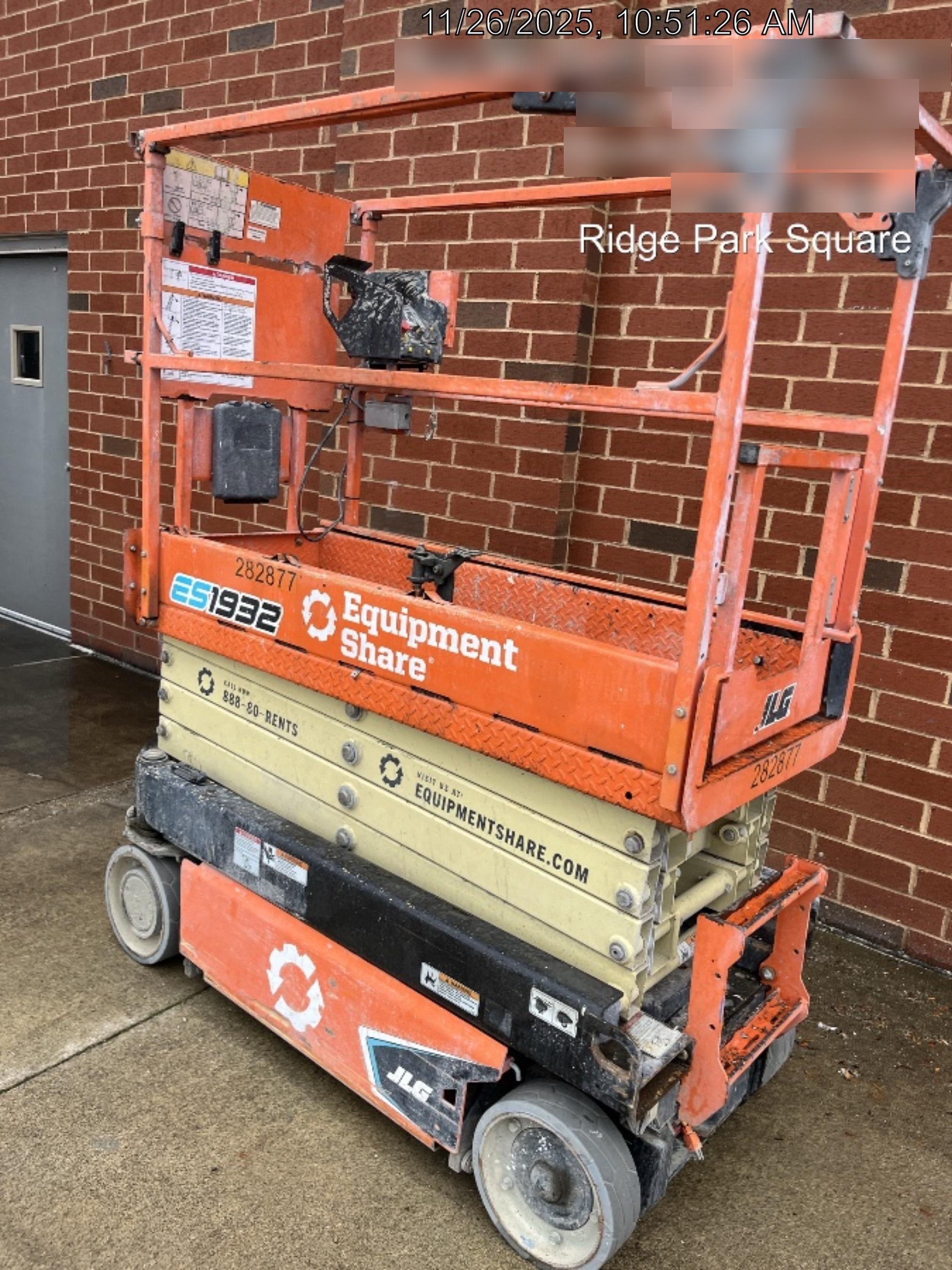2022 JLG ES1932