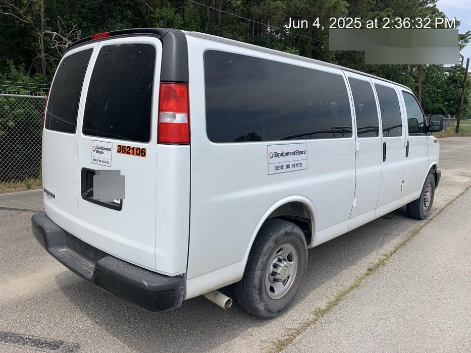 2023 CHEVROLET Express Van - Rental