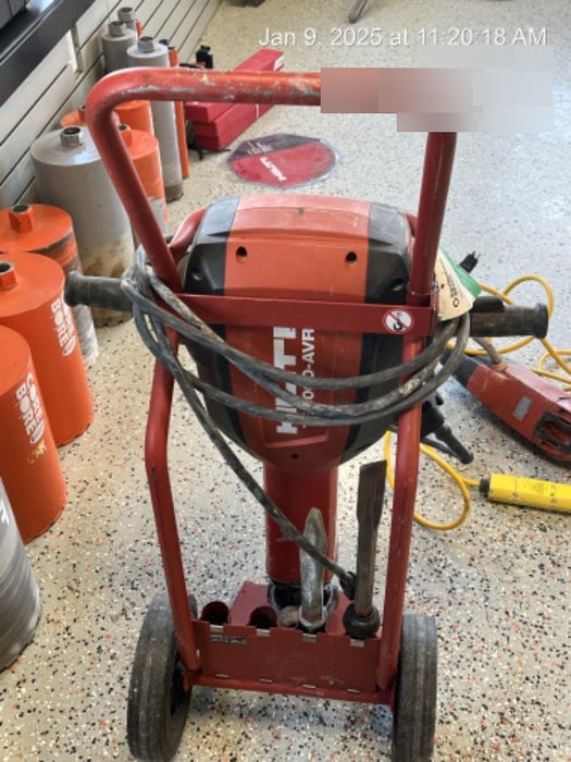 2020 HILTI TE 3000-AVR