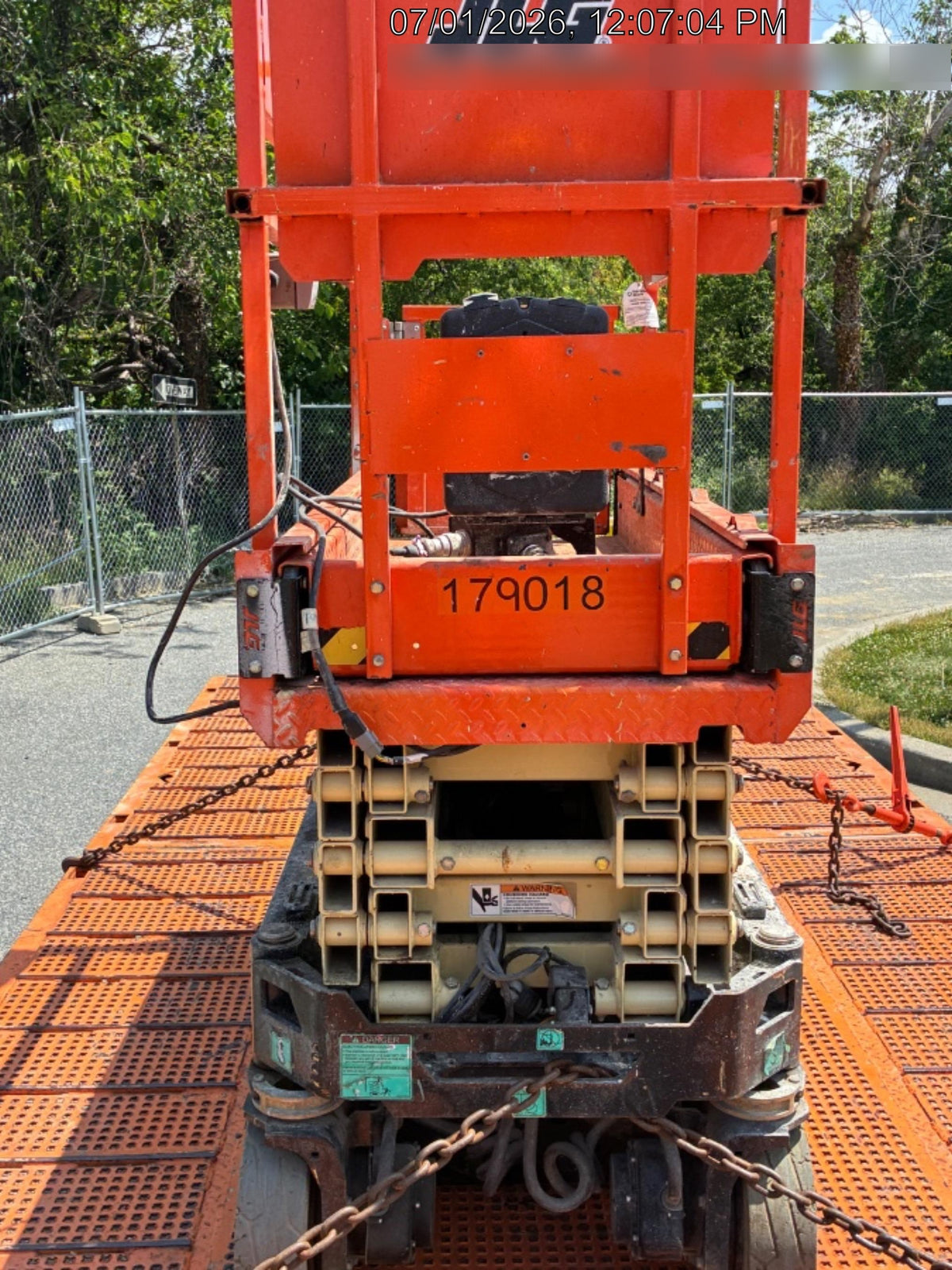2021 JLG ES1932