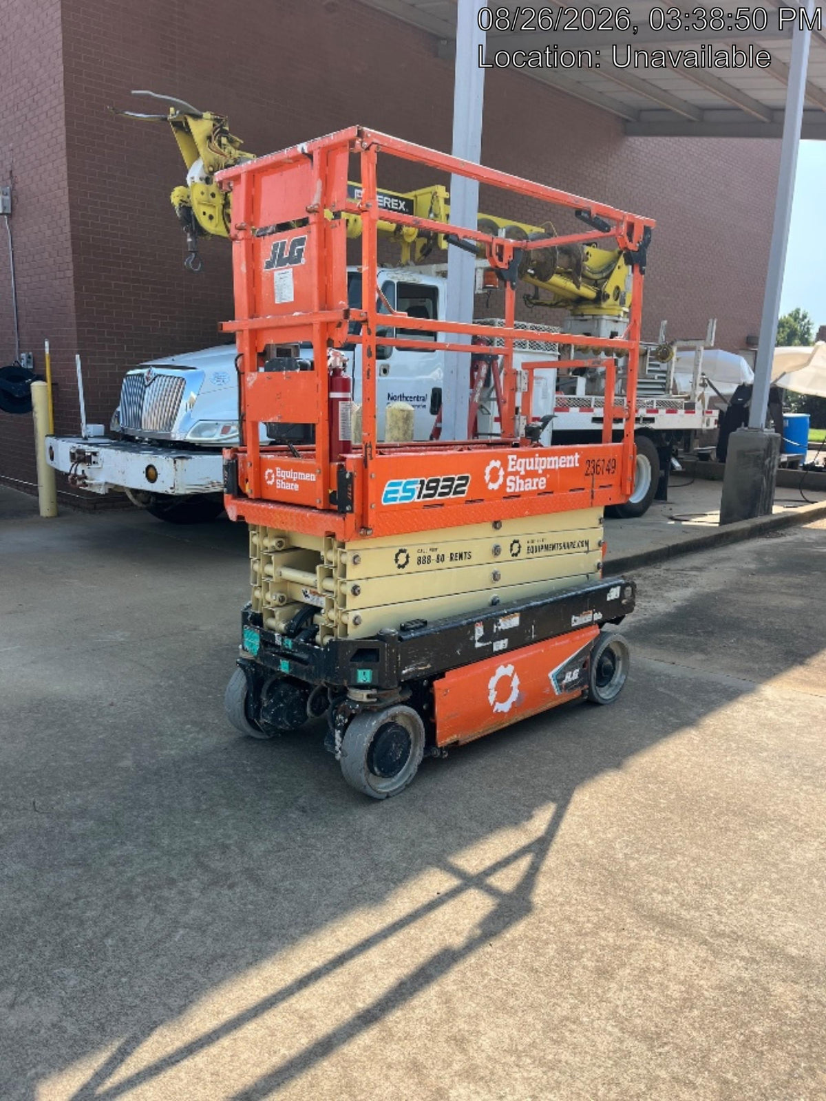 2022 JLG ES1932