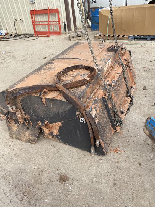 2021 PALADIN Sweepster SB72