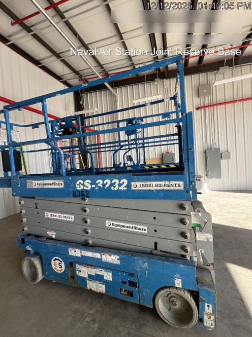 2018 Genie GS-3232 Genie GS3232 Lift w/Folding Rails and Swing Gate