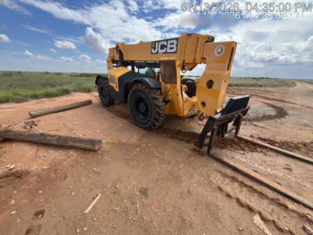 2019 JCB 510-56 JCB 510-56 74 HP w/Open ROPS, Beacon, Aux Hydraulics, Worklights, Solid Tires, 60" Carriage/Forks