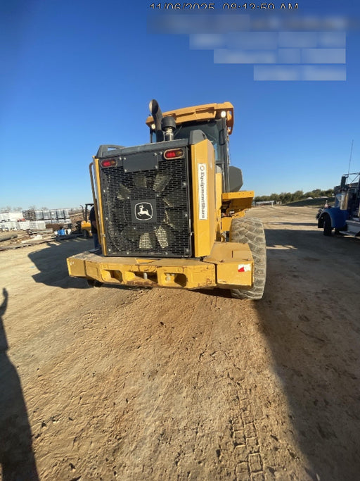 2019 John Deere 624L 4yd Wheel Loader, Cab/Heat/Air, 3 Function Hydraulics, JRB Hydraulic QC, QC 4yd bucket w/smooth cutting edge, QC Carriage, 72" Fork Tines, 5yr/5,000hr Powertrain and Hydraulics extended warranty