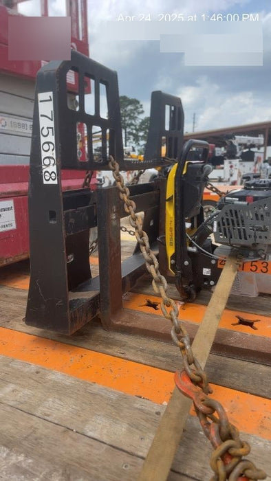 2021 FEMA 48" Pallet Forks - FEMA