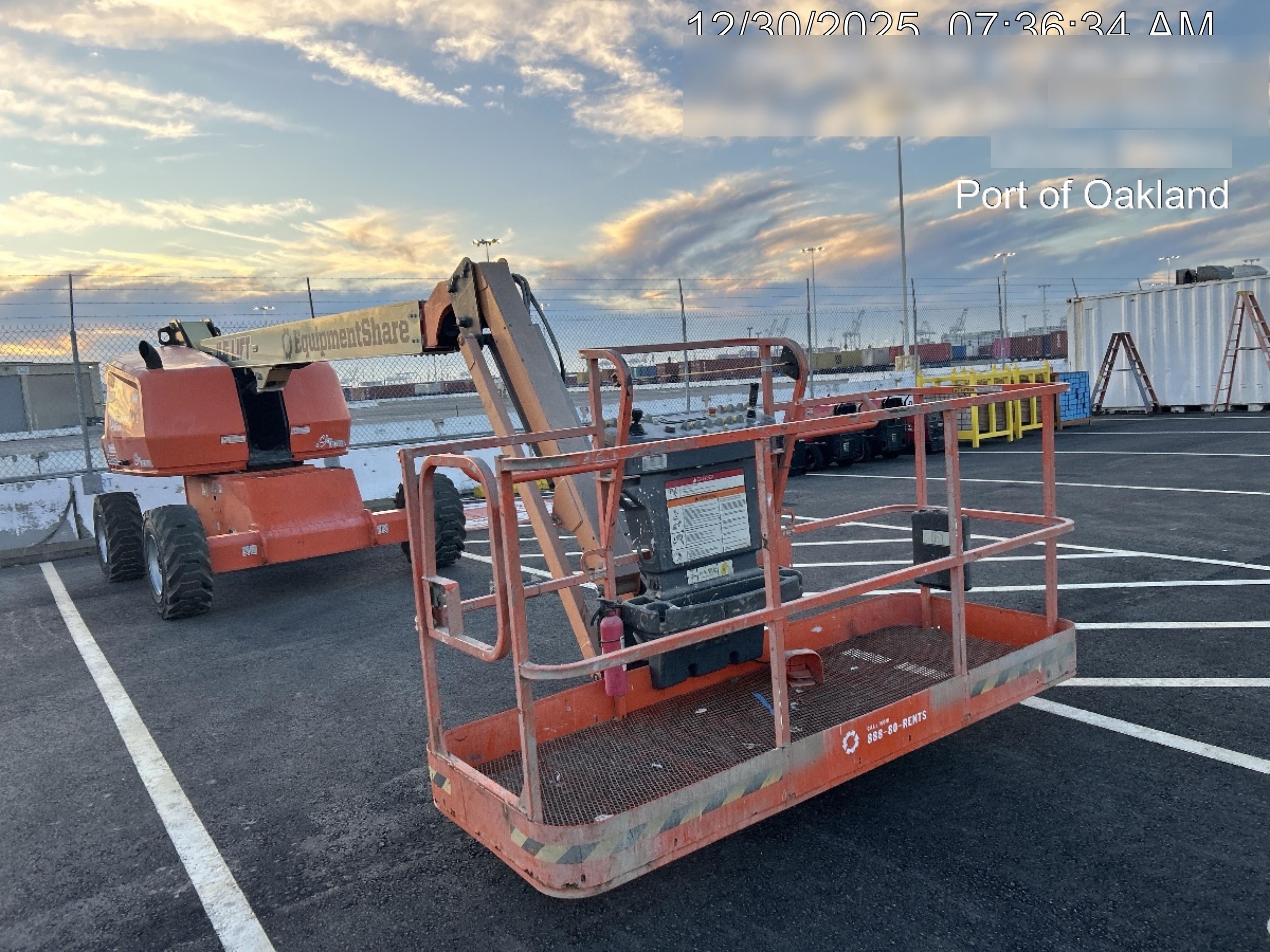 2023 JLG 460SJ
