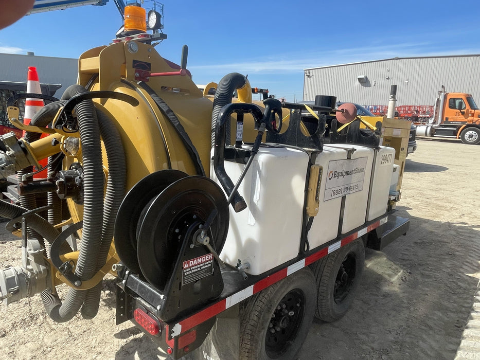 2023 Vac-Tron LP573XDT T4 Koehler Diesel Engine, 500 Gallon Debris Tank, x2 100 Gallon Water Tanks