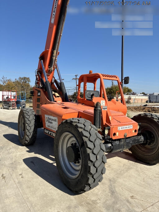 2020 Skytrak 8042 74 Hp, FF Tires, Work Lights, Beacon, Aux Hydraulics, Back up Alarm, Lifting Eye, ES Decals