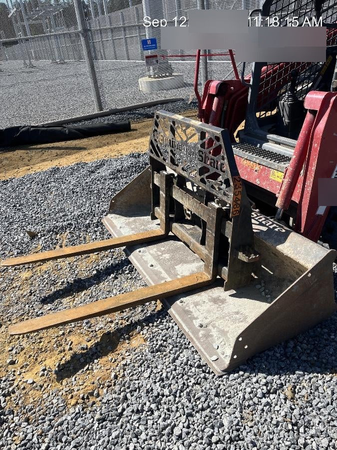 2022 PALADIN 48" Pallet Forks - Paladin