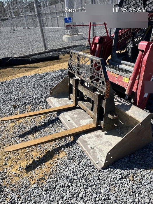 2022 PALADIN 48" Pallet Forks - Paladin