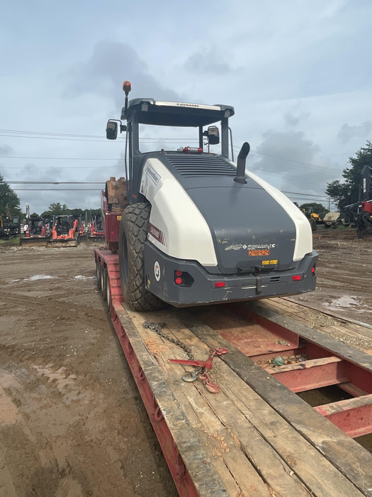 2023 DYNAPAC CA2500D