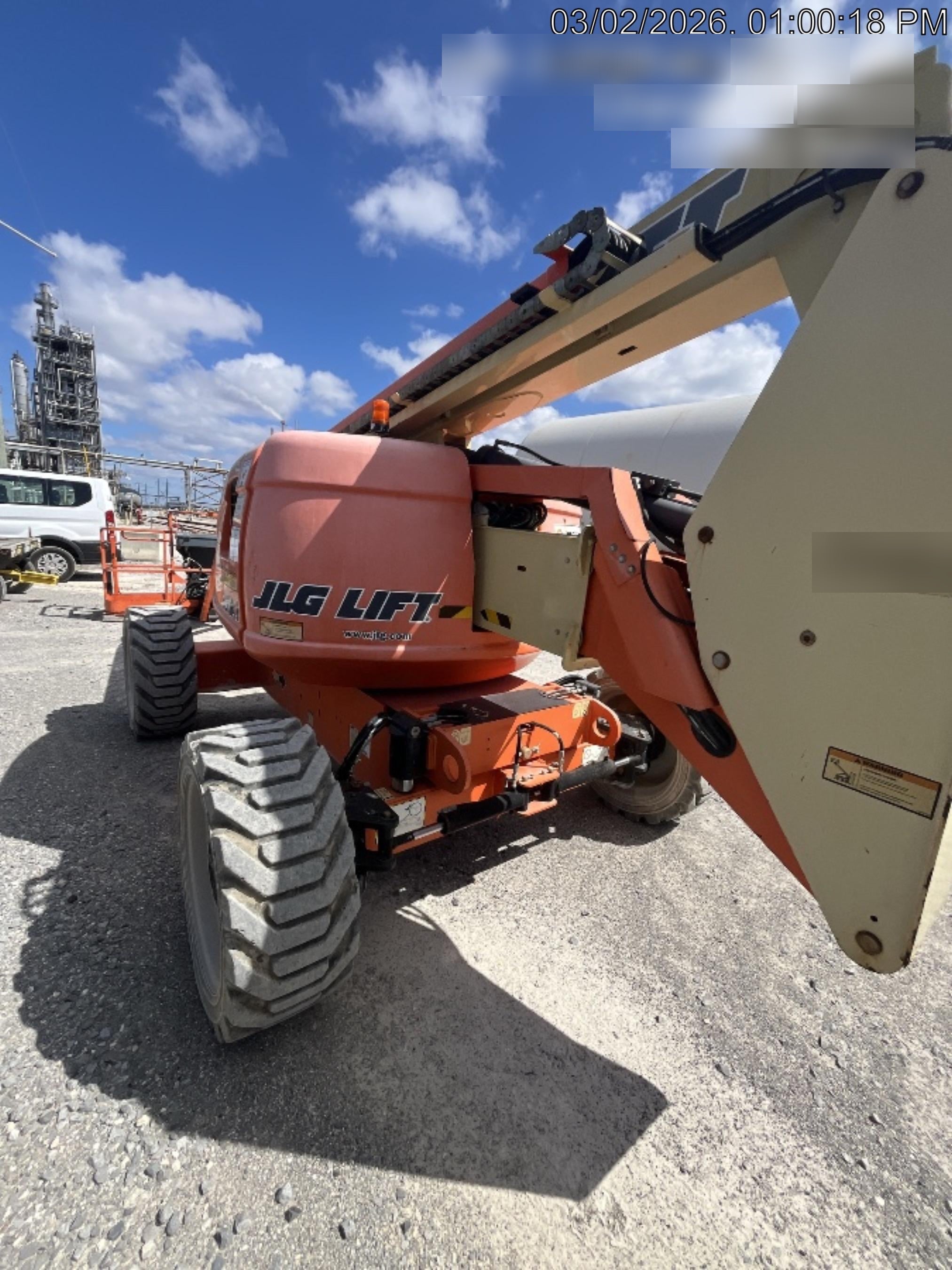 2019 JLG 600AJ