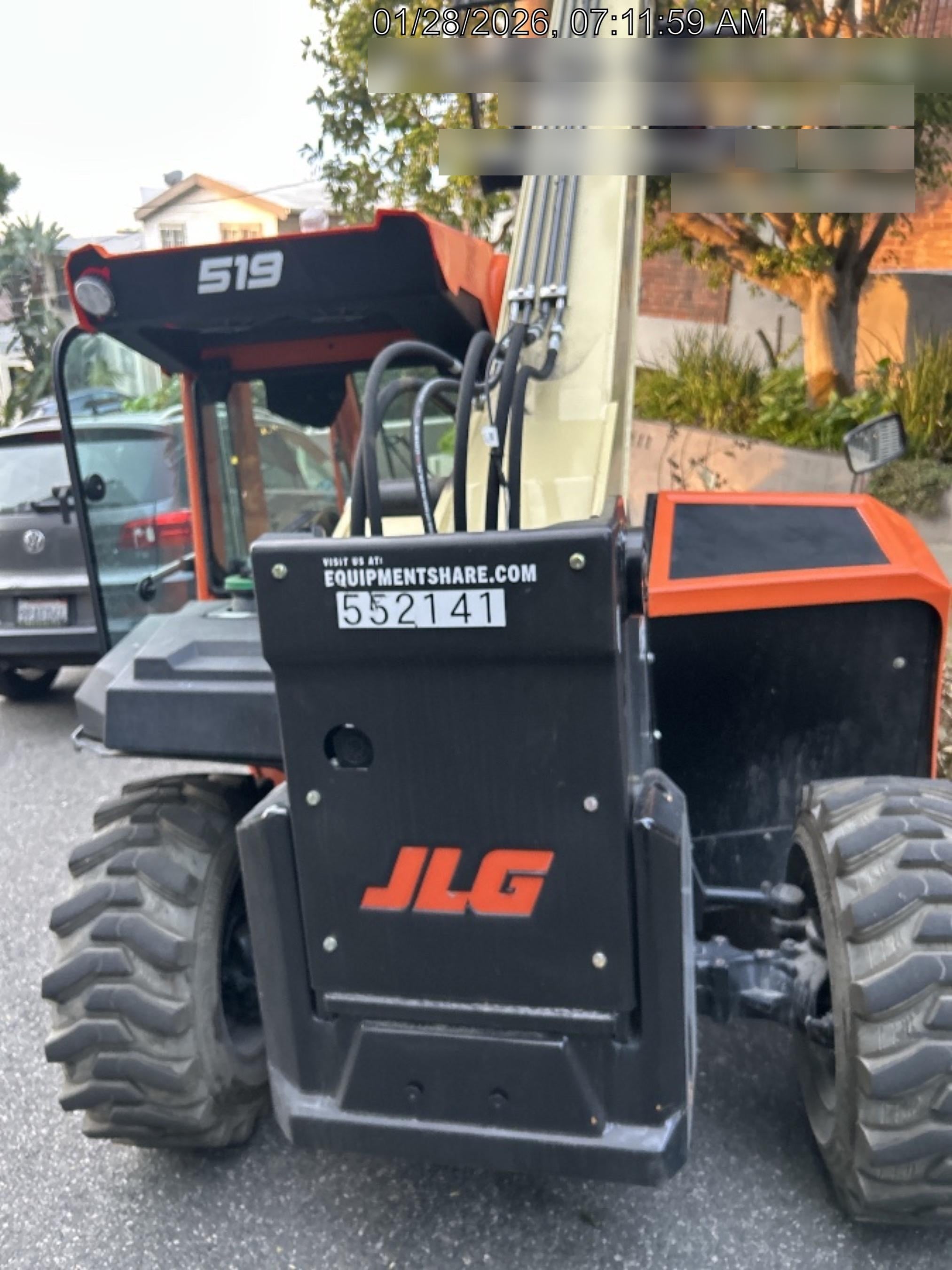 2025 JLG 519