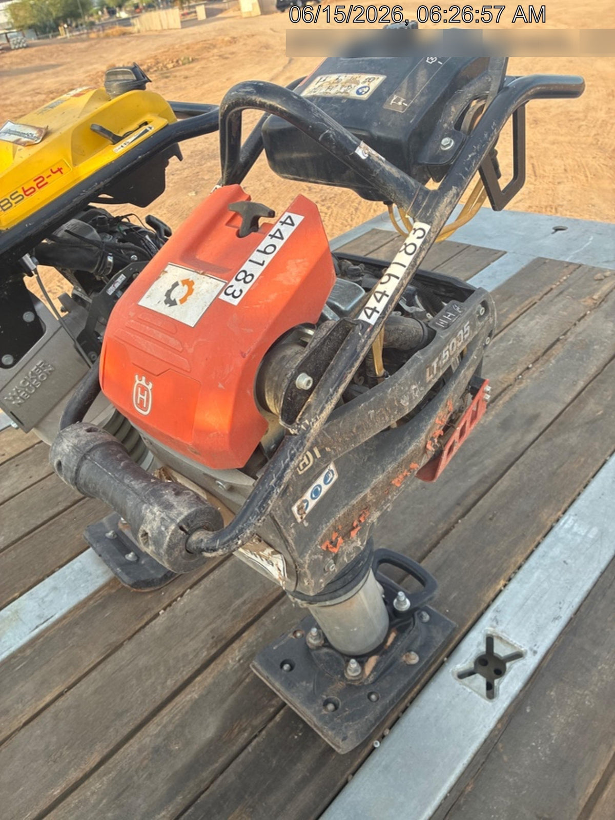 2024 HUSQVARNA LT5005