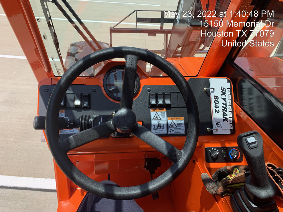 2022 SKYTRAK 8042