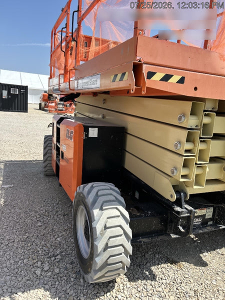 2022 JLG 4394RT